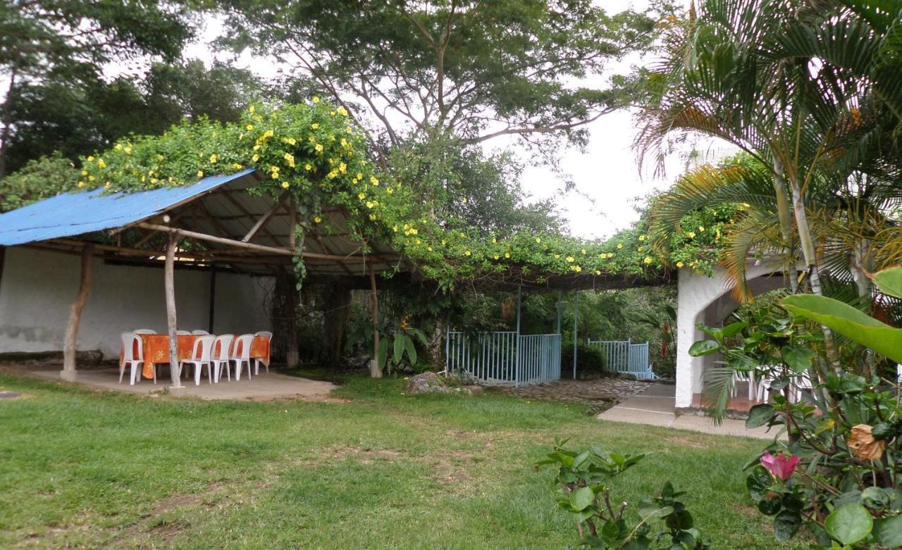 Centro Recreacional Villa Clarita Rivera Luaran gambar